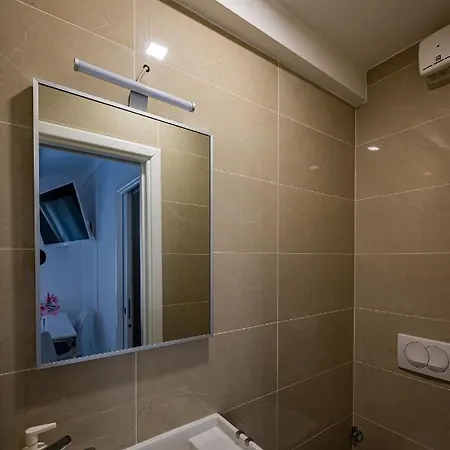 Apartment Gabriel 아파트 코미자
